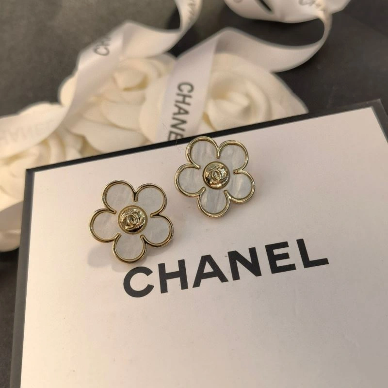 Cozy Chxnxl Earrings 291604