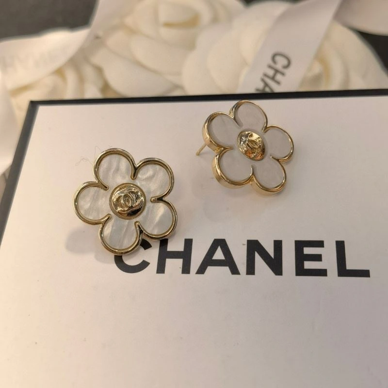 Cozy Chxnxl Earrings 291604