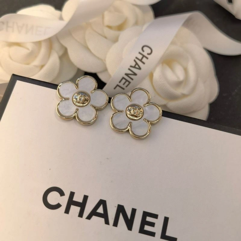 Cozy Chxnxl Earrings 291604