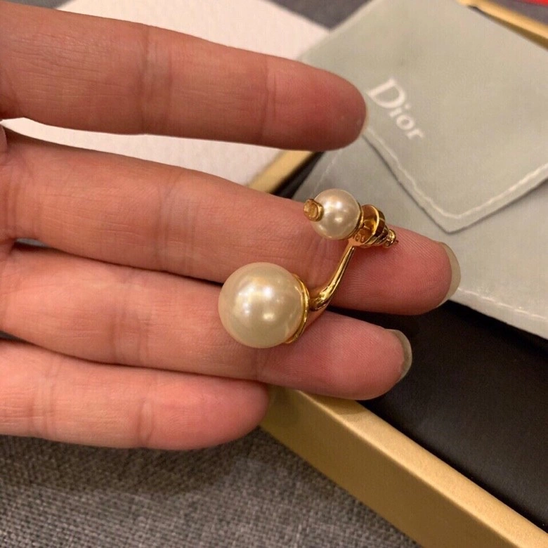 Stylish Christian Dxxr Earrings 295337