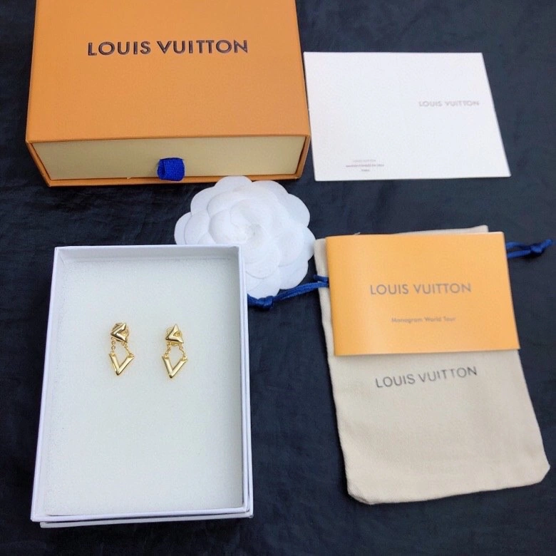 Fashionable LX Earrings 311644