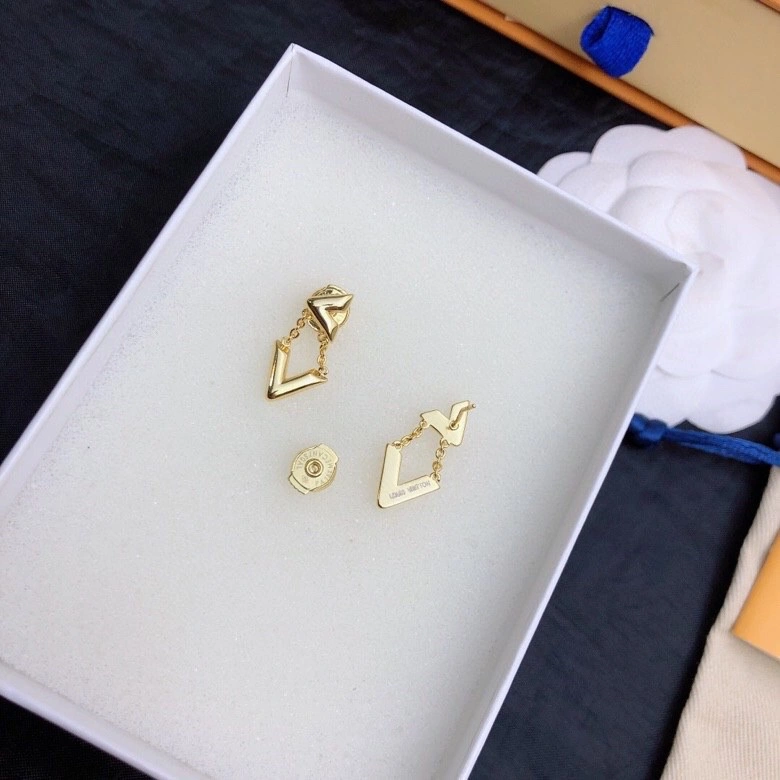 Fashionable LX Earrings 311644
