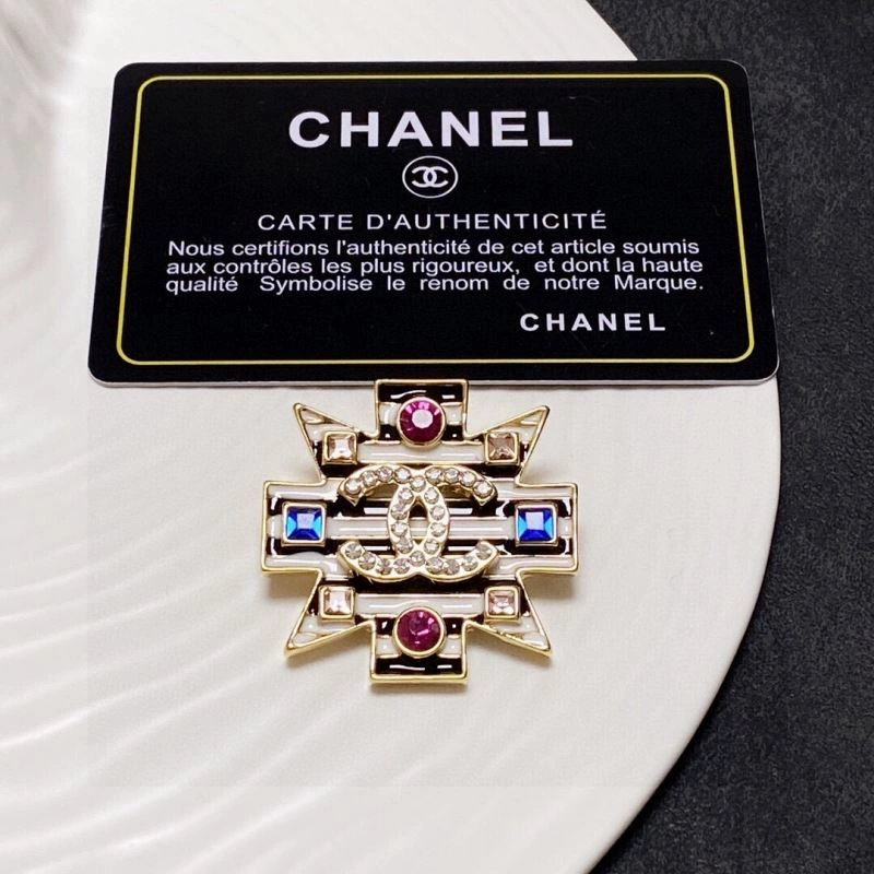 Elegant Chxnxl Brooches 292707