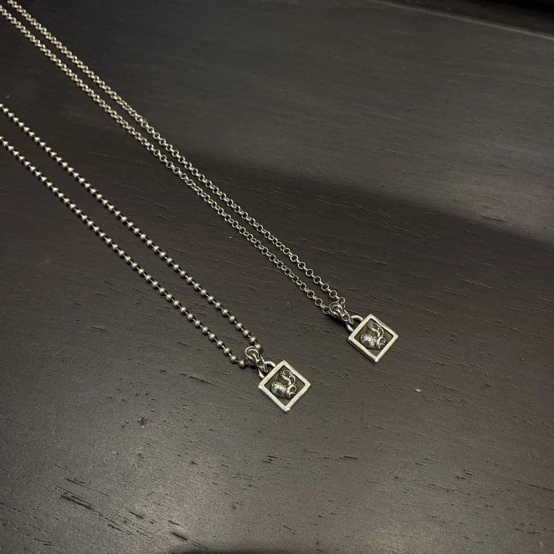 GoAnywhere Chrxmx Hxxrts Necklaces 300891