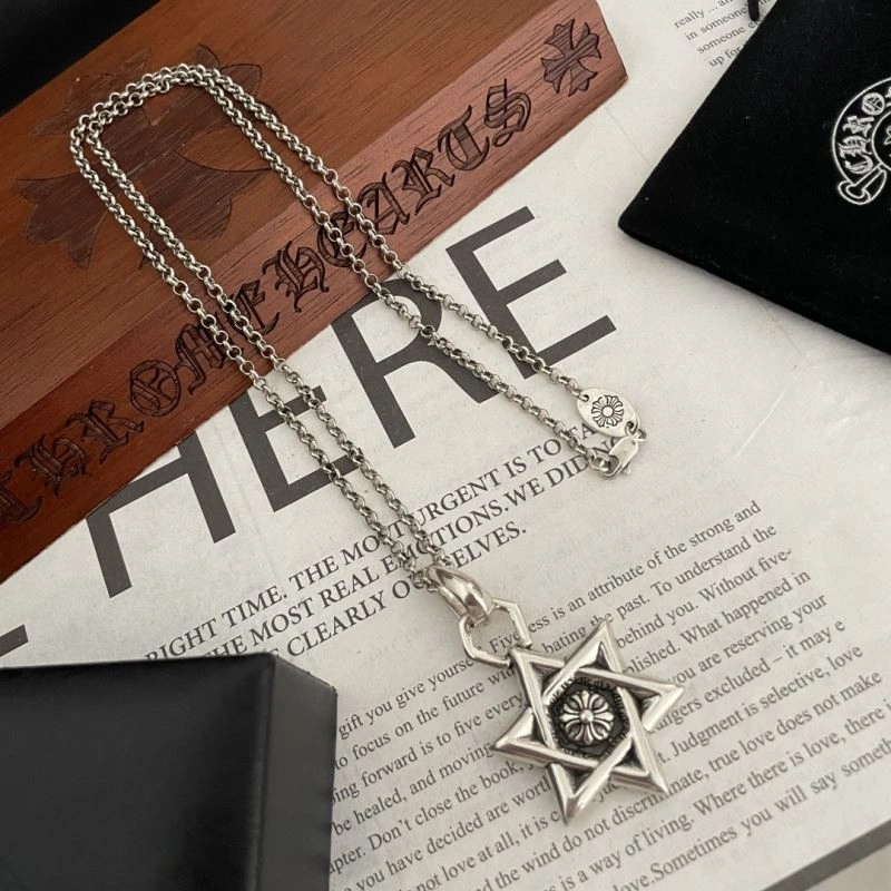 Chrxmx Hxxrts Necklaces GoAnywhere 300886