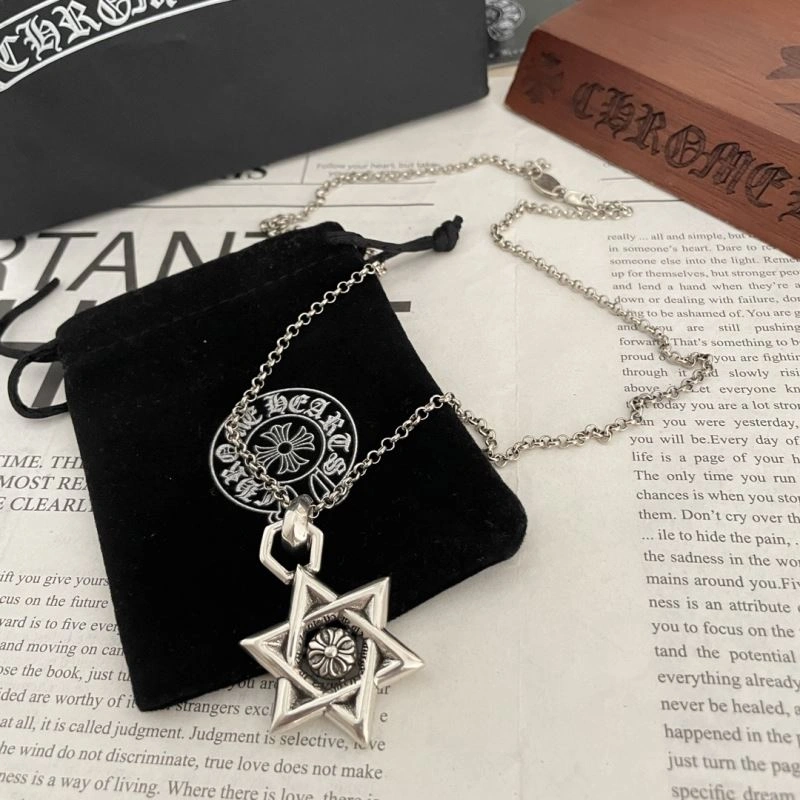 Chrxmx Hxxrts Necklaces GoAnywhere 300886
