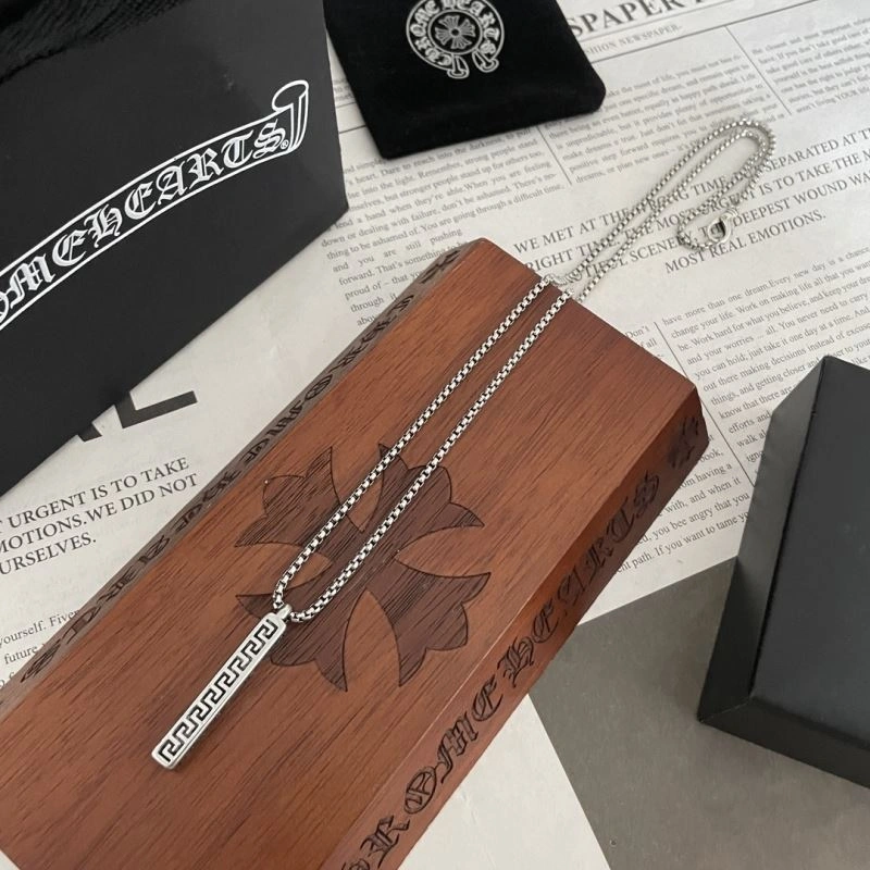 Chrxmx Hxxrts Necklaces EasyMatch 300880