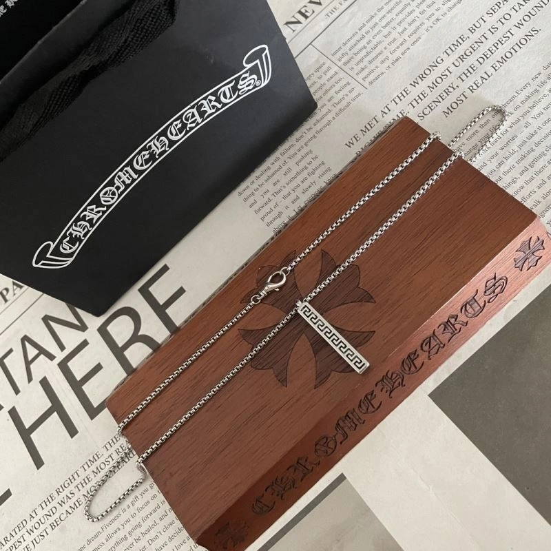 Chrxmx Hxxrts Necklaces EasyMatch 300880