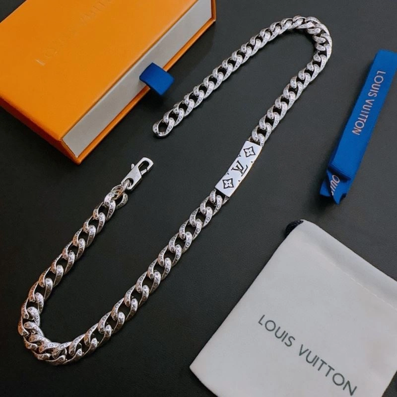 Functional LX Necklaces 311485