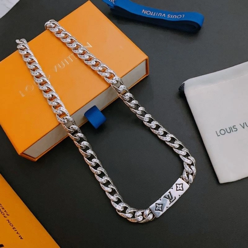 Functional LX Necklaces 311485