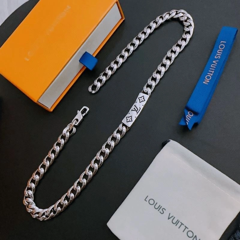 Functional LX Necklaces 311485