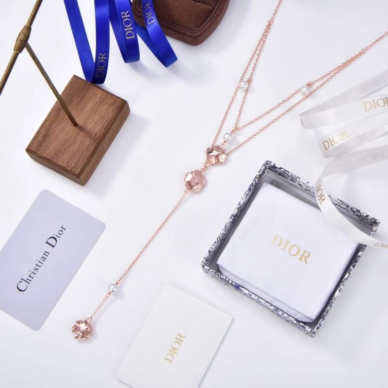 Efficient Christian Dxxr Earrings 295327