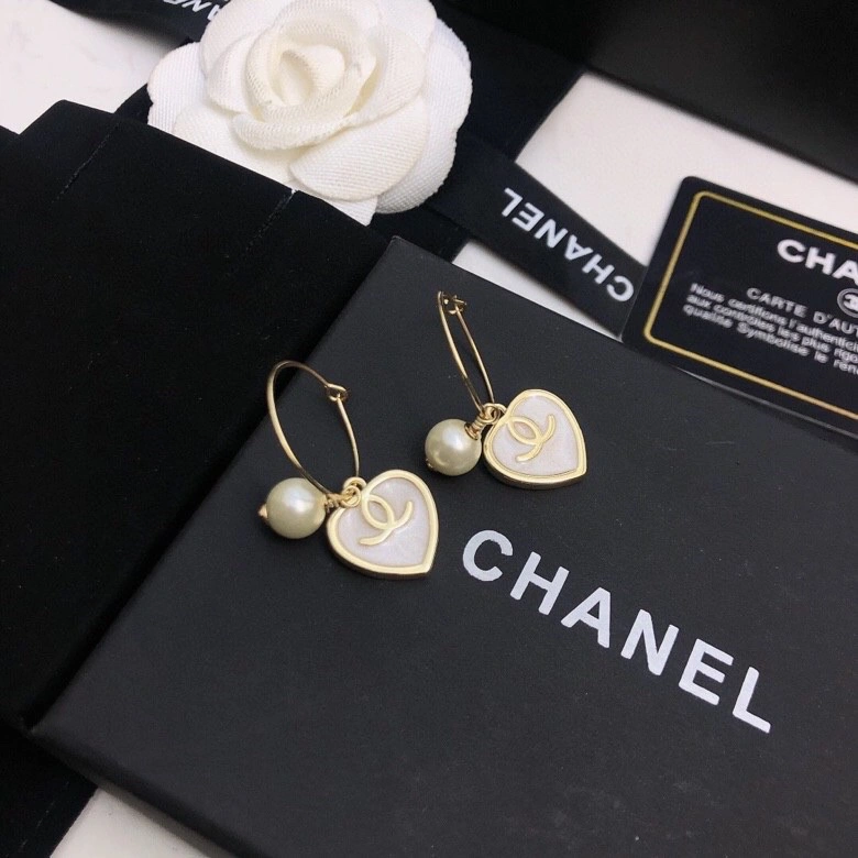 Elegant Chxnxl Earrings 291557