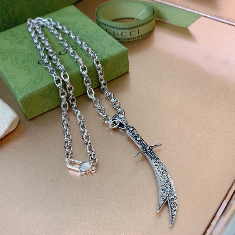 Vibrant Gxccx Necklaces 306457
