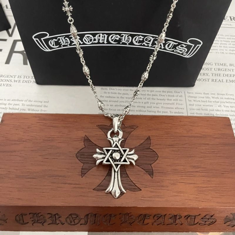 Durable Chrxmx Hxxrts Necklaces 300874