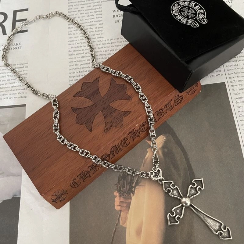 Chrxmx Hxxrts Necklaces EyeCatching 300871