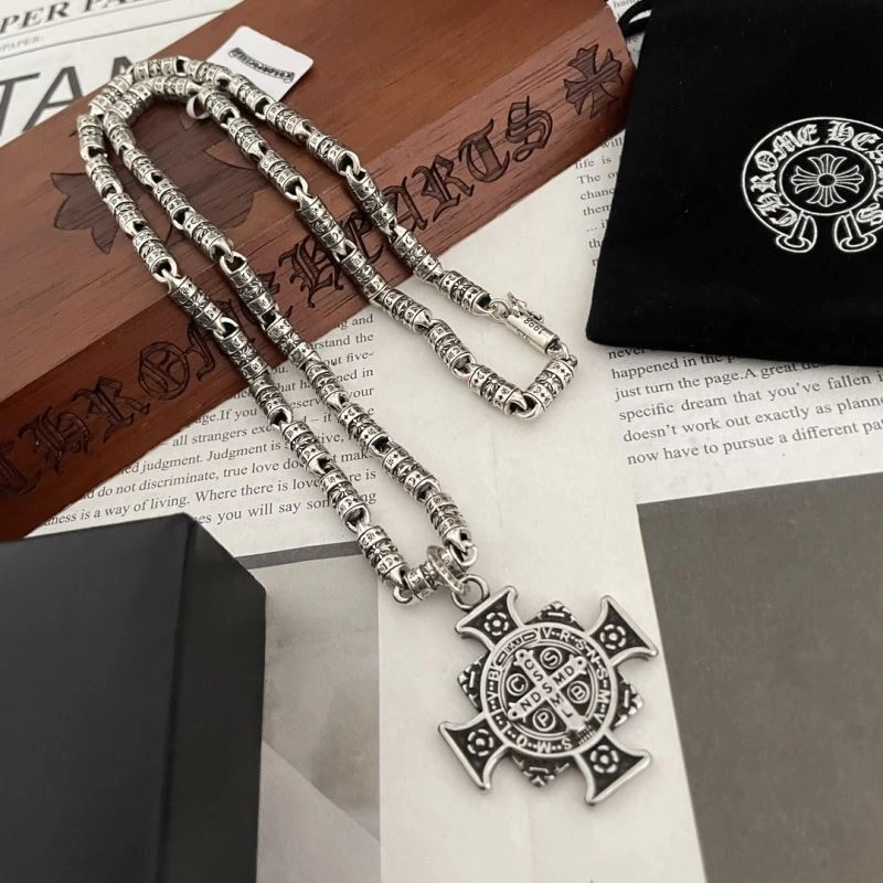 Functional Chrxmx Hxxrts Necklaces 300875