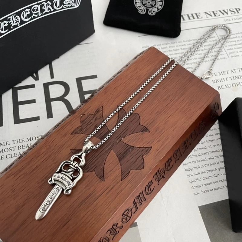 Unique Chrxmx Hxxrts Necklaces 300862