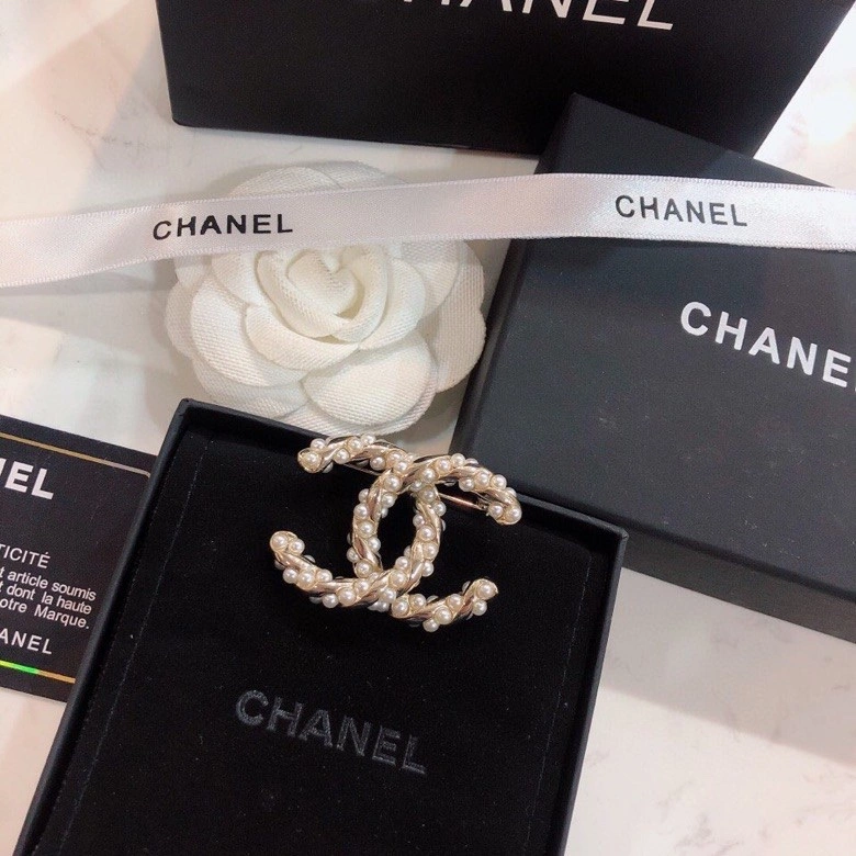 UrbanStyle Chxnxl Brooches 292695