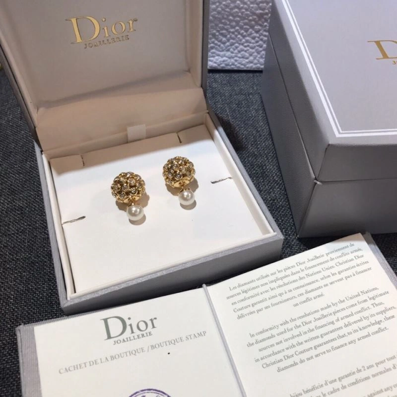 Flexible Christian Dxxr Earrings 295324