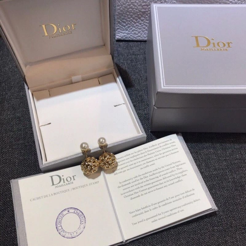 Flexible Christian Dxxr Earrings 295324