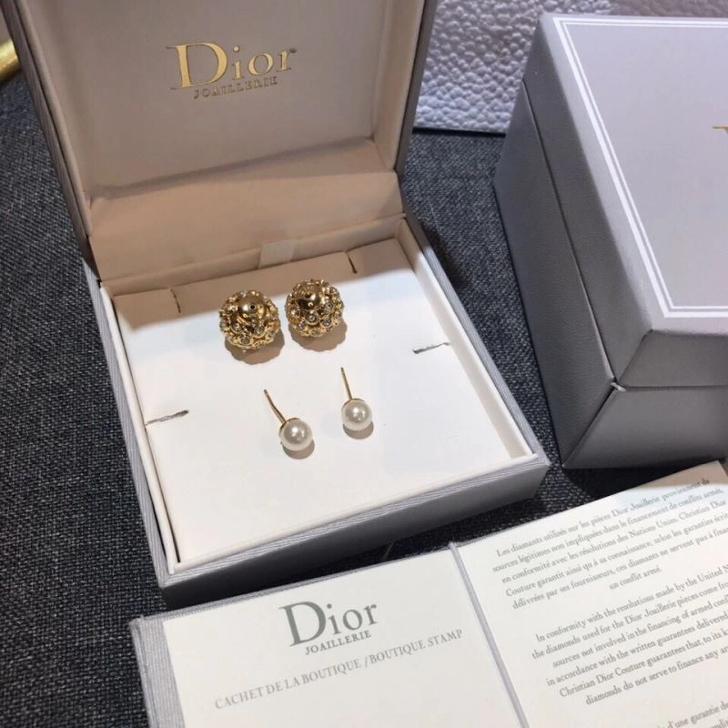 Flexible Christian Dxxr Earrings 295324