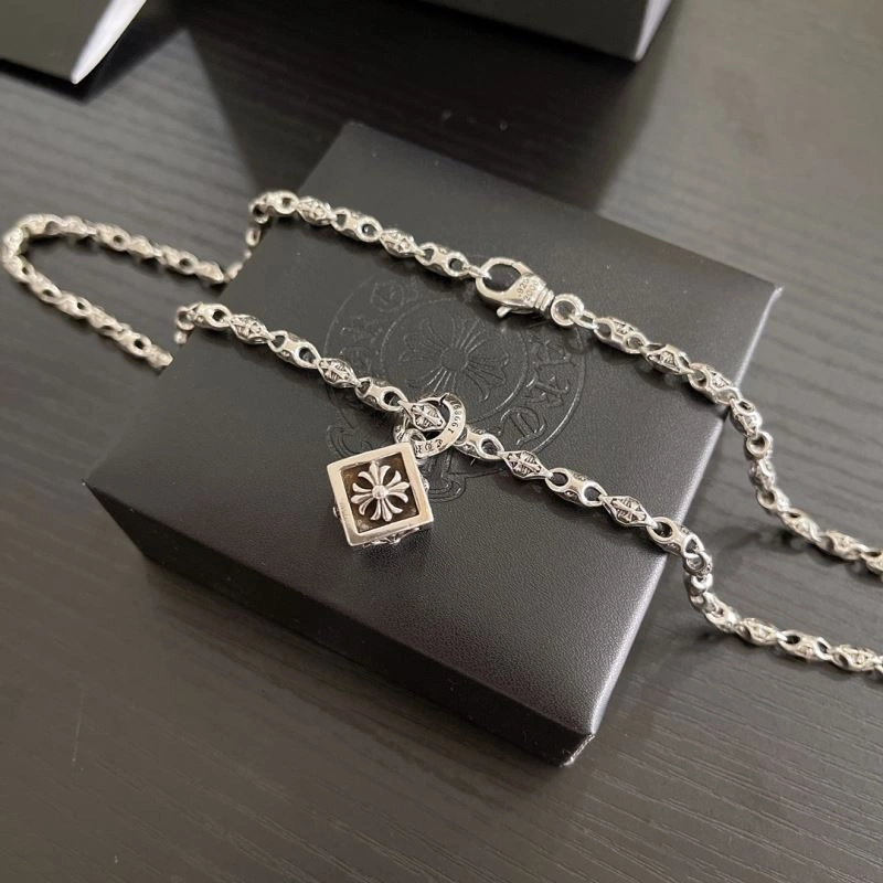 Chrxmx Hxxrts Necklaces Resilient 300856