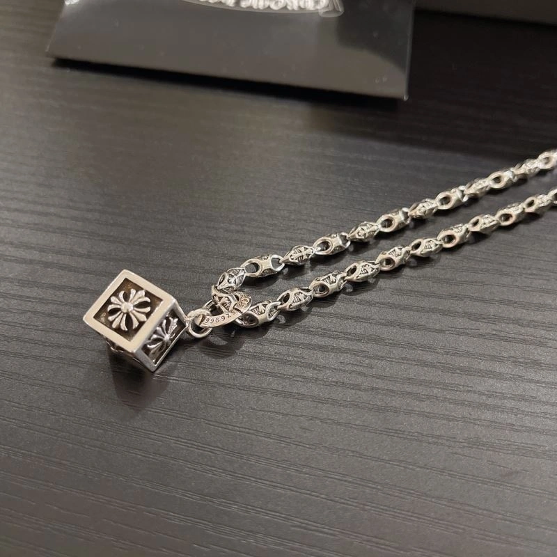 Chrxmx Hxxrts Necklaces Resilient 300856