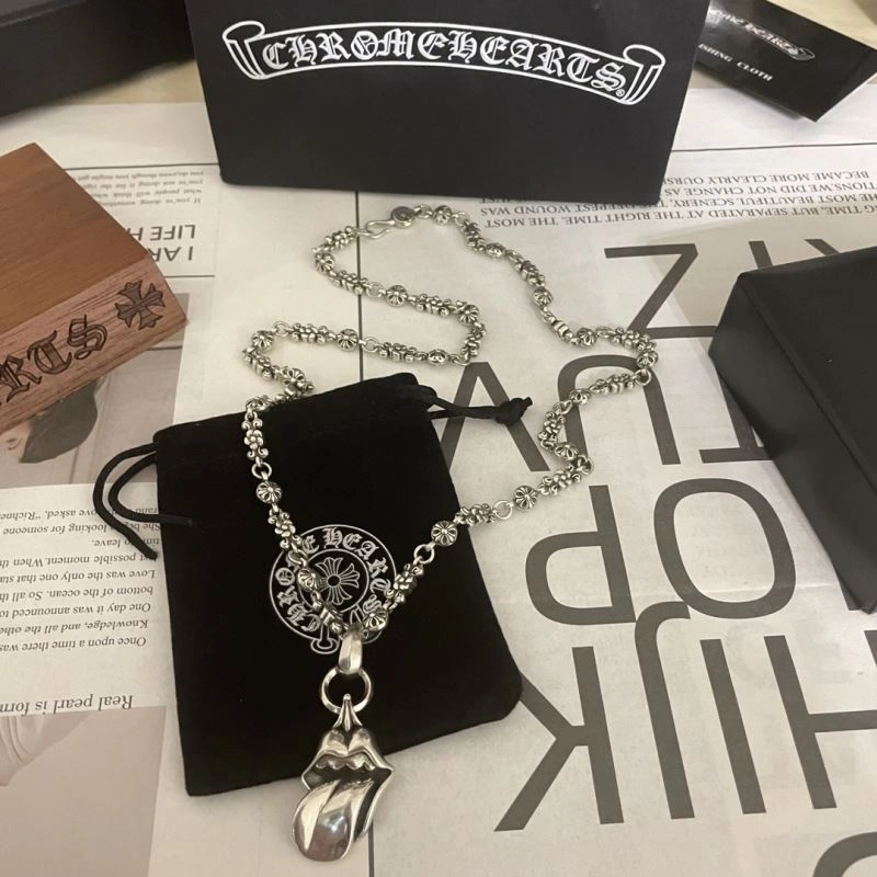 Trendy Chrxmx Hxxrts Necklaces 300857