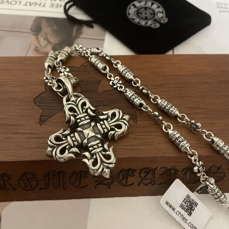 Elegant Chrxmx Hxxrts Necklaces 300873
