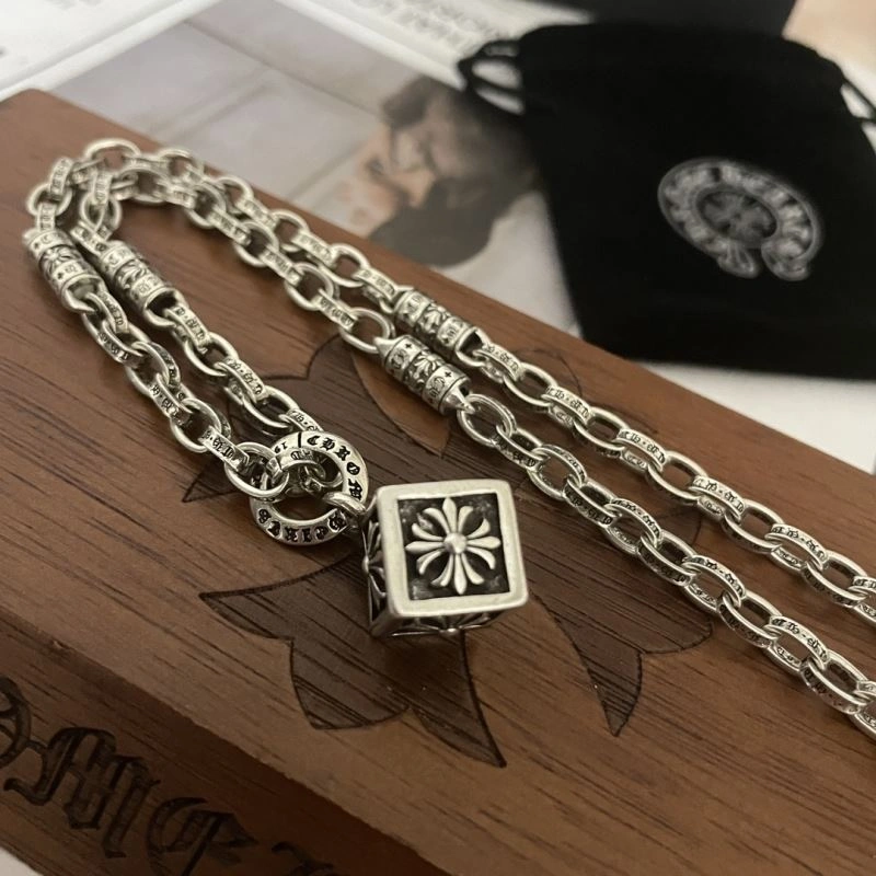 Trendy Chrxmx Hxxrts Necklaces 300855