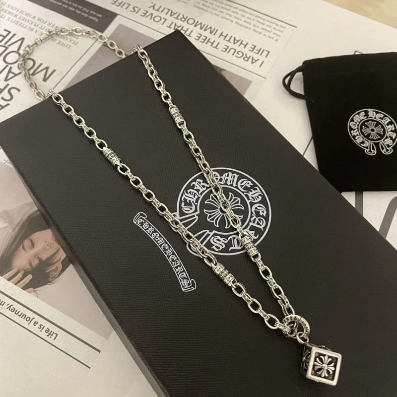 Trendy Chrxmx Hxxrts Necklaces 300855
