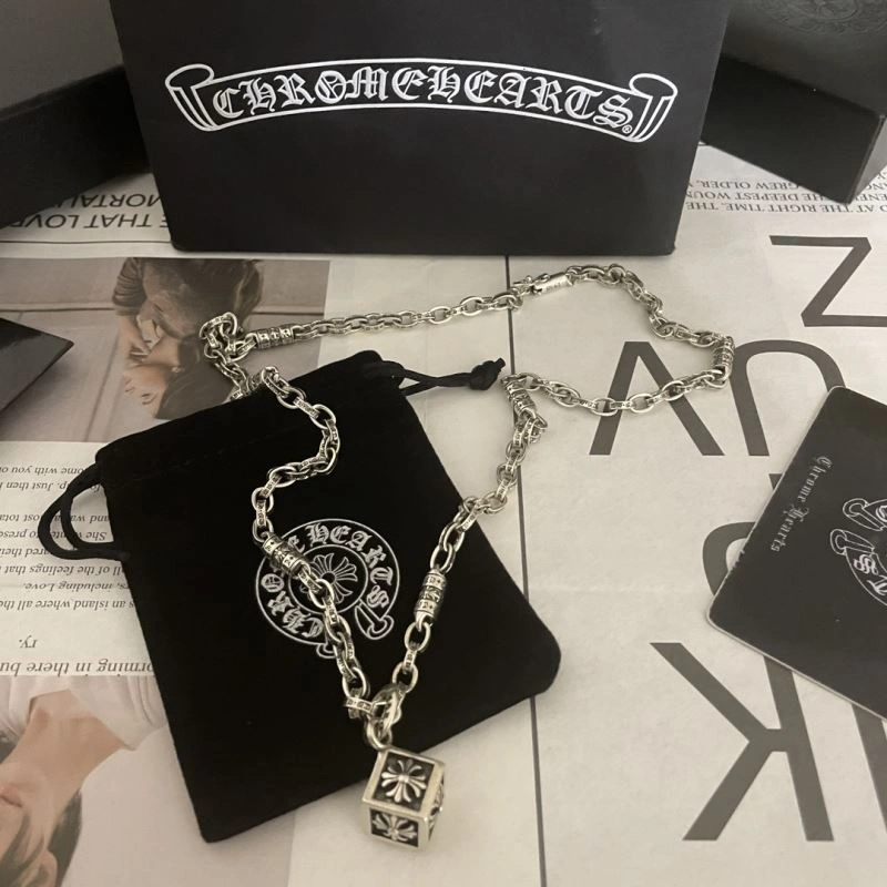 Trendy Chrxmx Hxxrts Necklaces 300855