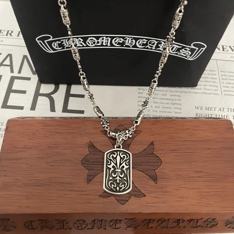 Chrxmx Hxxrts Necklaces Functional 300853