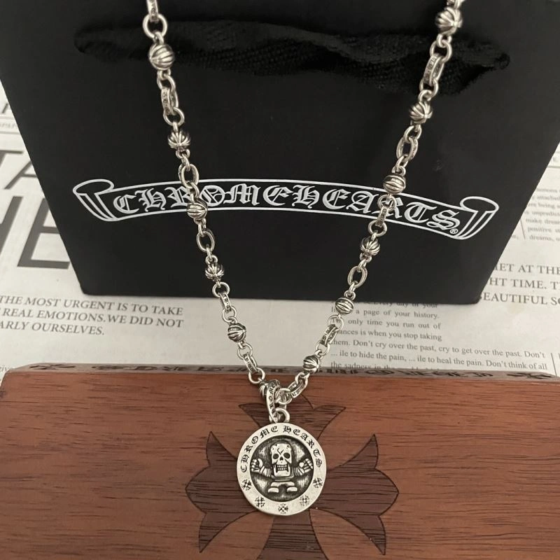 Stylish Chrxmx Hxxrts Necklaces 300848