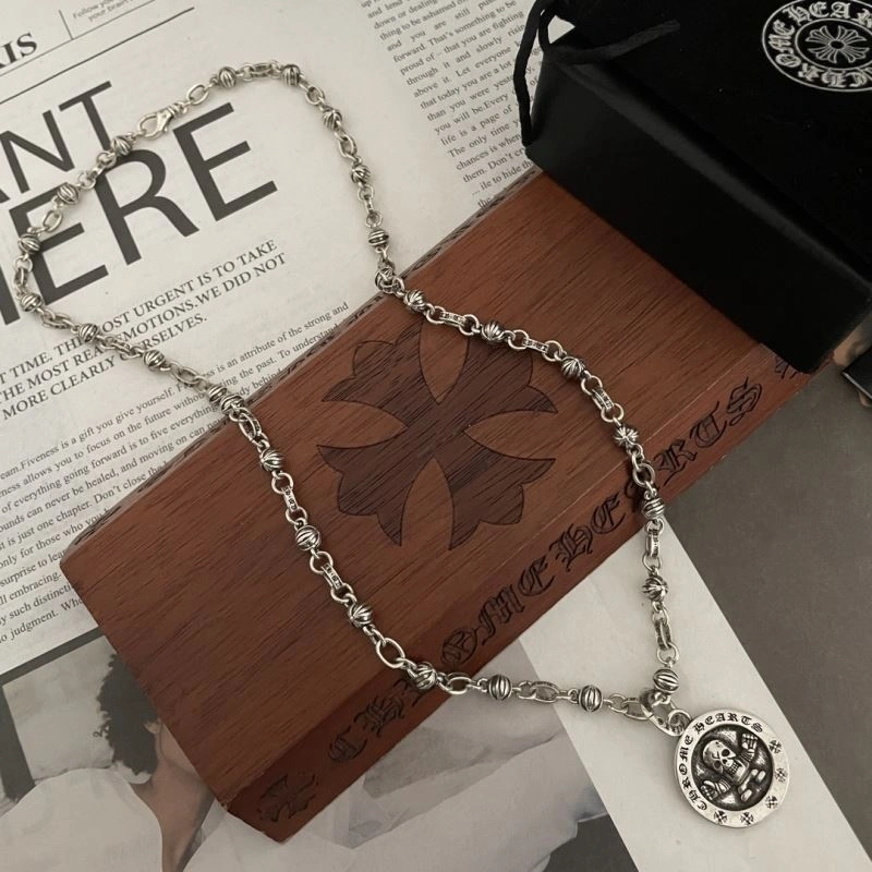 Stylish Chrxmx Hxxrts Necklaces 300848