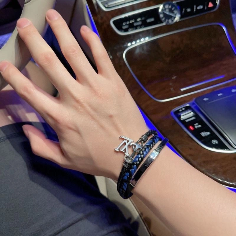 Stylish LX Bracelets 311925