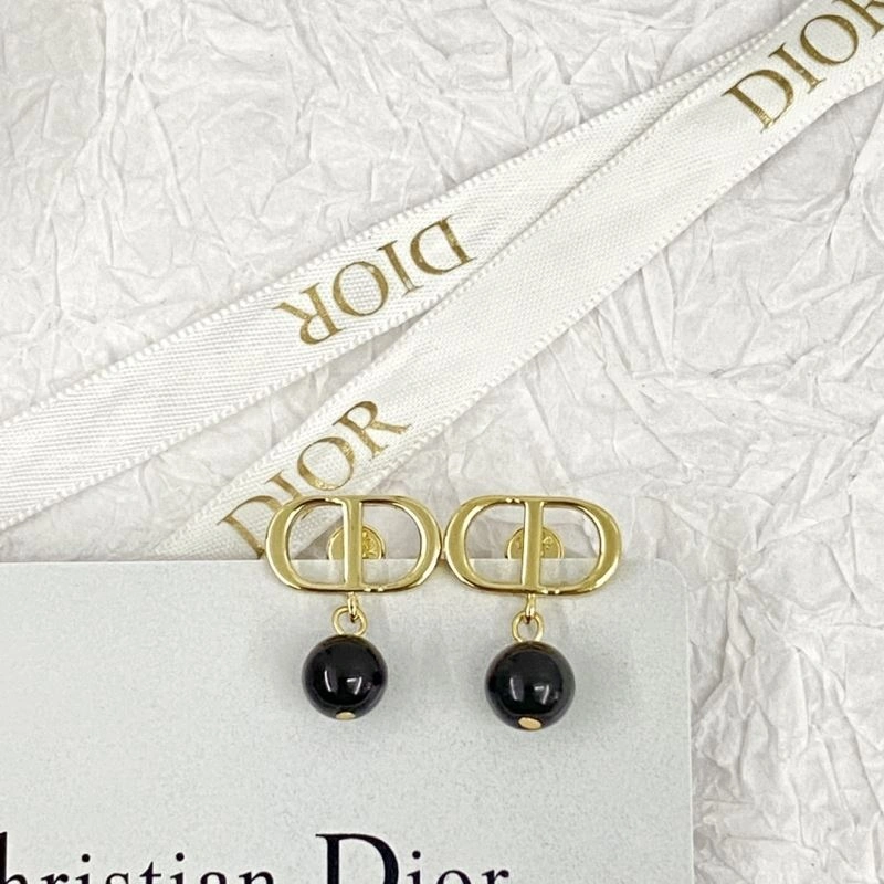 Christian Dxxr Earrings Elegant 295320