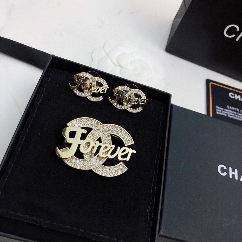 Breathable Chxnxl Brooches 292685