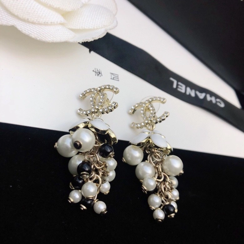 Durable Chxnxl Earrings 291539