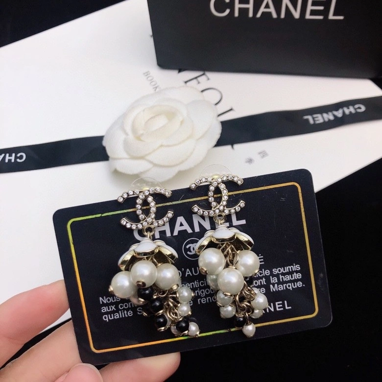 Durable Chxnxl Earrings 291539