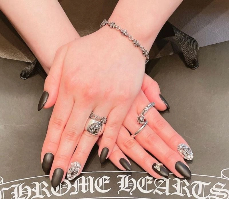 Chrxmx Hxxrts Rings Vibrant 300308