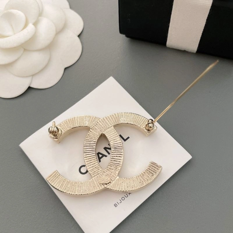 Modern Chxnxl Brooches 292674