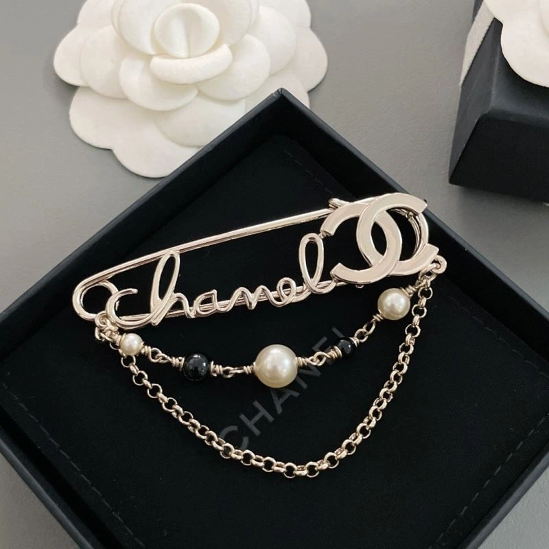 SportInspired Chxnxl Brooches 292682