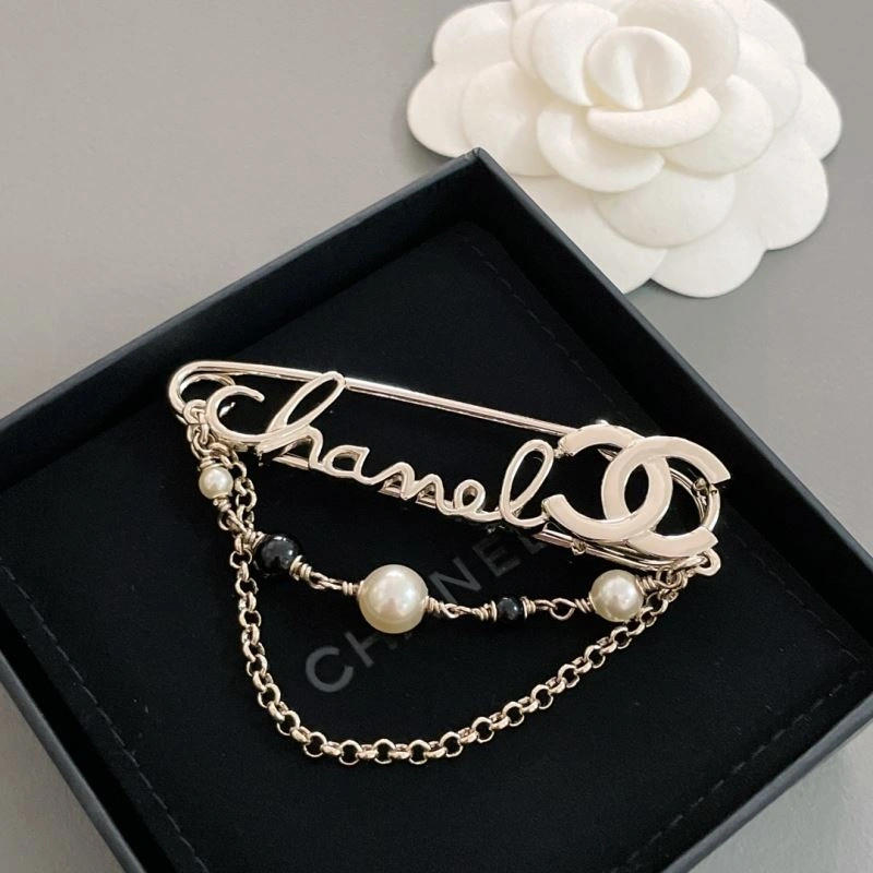 SportInspired Chxnxl Brooches 292682