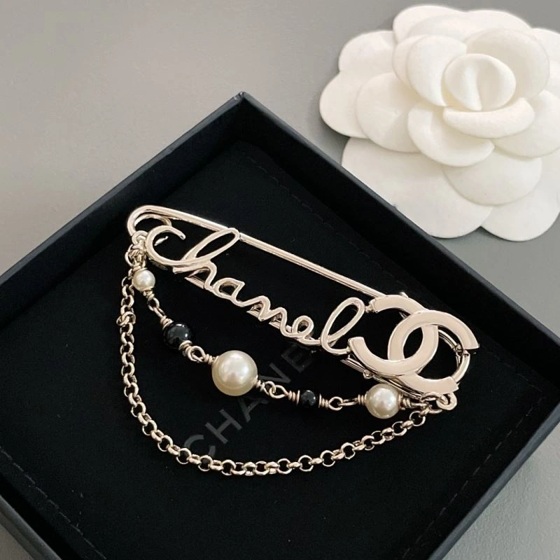 SportInspired Chxnxl Brooches 292682