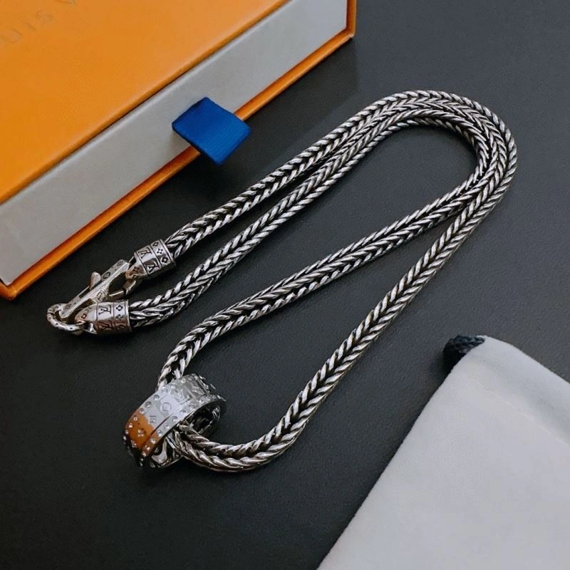 LX Necklaces Refined 311469