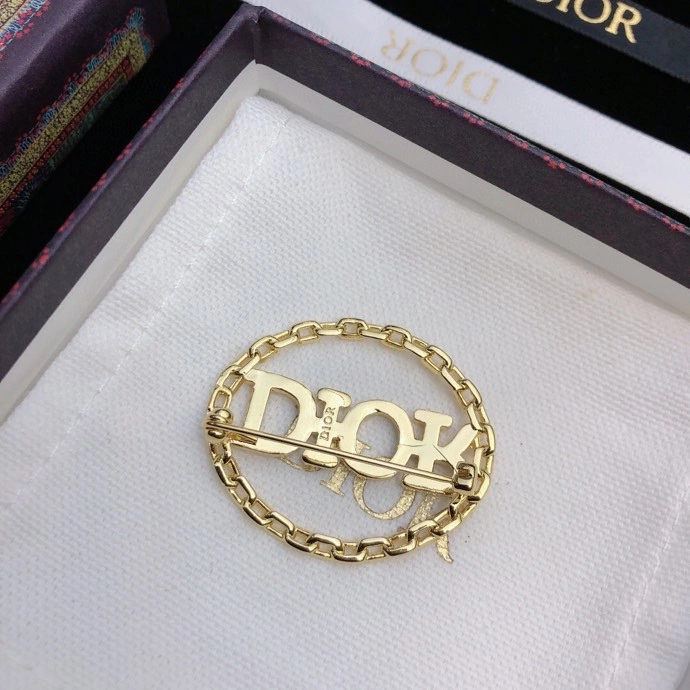 Christian Dxxr Brooches Sophisticated 295462