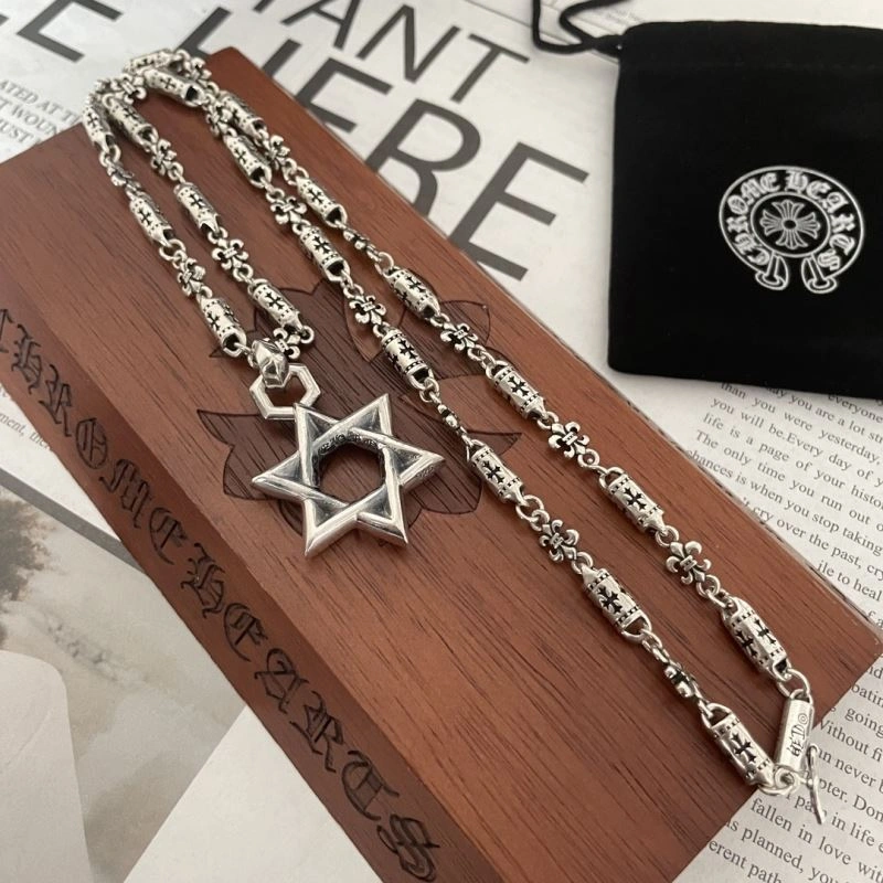 Chrxmx Hxxrts Necklaces DailyWear 300839