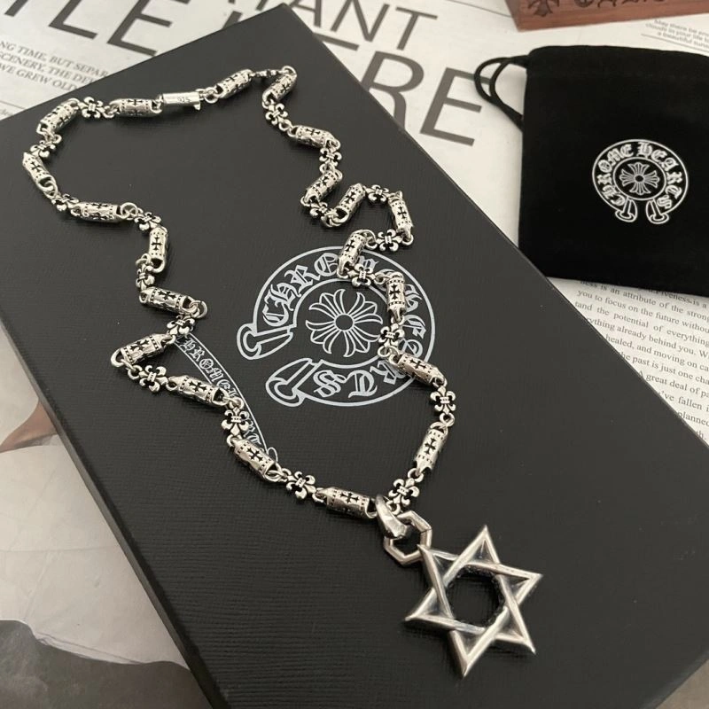 Chrxmx Hxxrts Necklaces DailyWear 300839